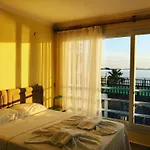 Mandalinci Boutique Тургутрейс